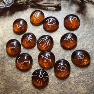 Amber Crystal – Wicca 13