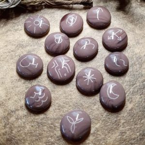 Plum Marble – Wicca 13