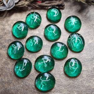 Emerald Crystal – Wicca 13